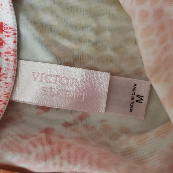 Victoria's secret orange and red snake print skirt swim material medium - Picture 5 of 7